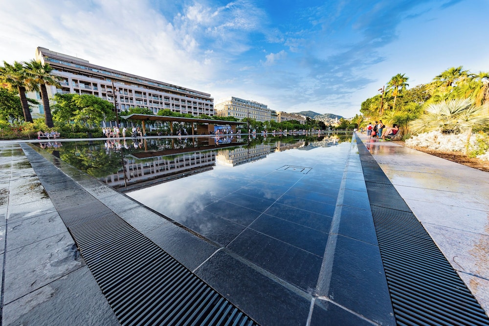 Hotel Goldstar Resort And Suites 22/50