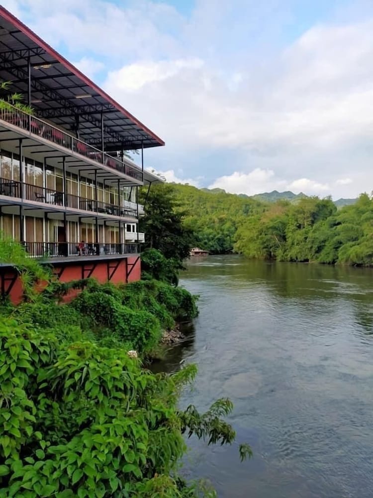 PECHMANEEKAN BEACH RESORT 36/71