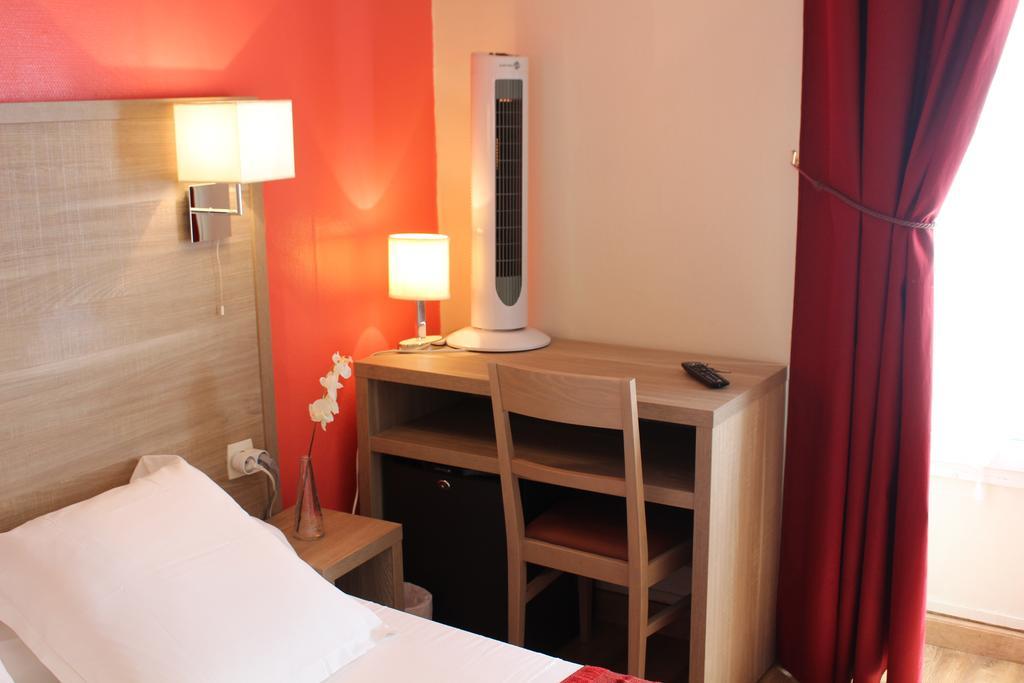 AMADEUS HOTEL 23/40