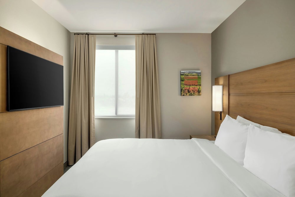SpringHill Suites By Marriott San Luis Obispo 36/65
