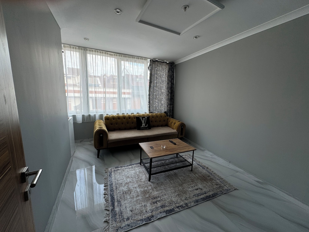 Grand Lara Hotel & Apartments 20/28