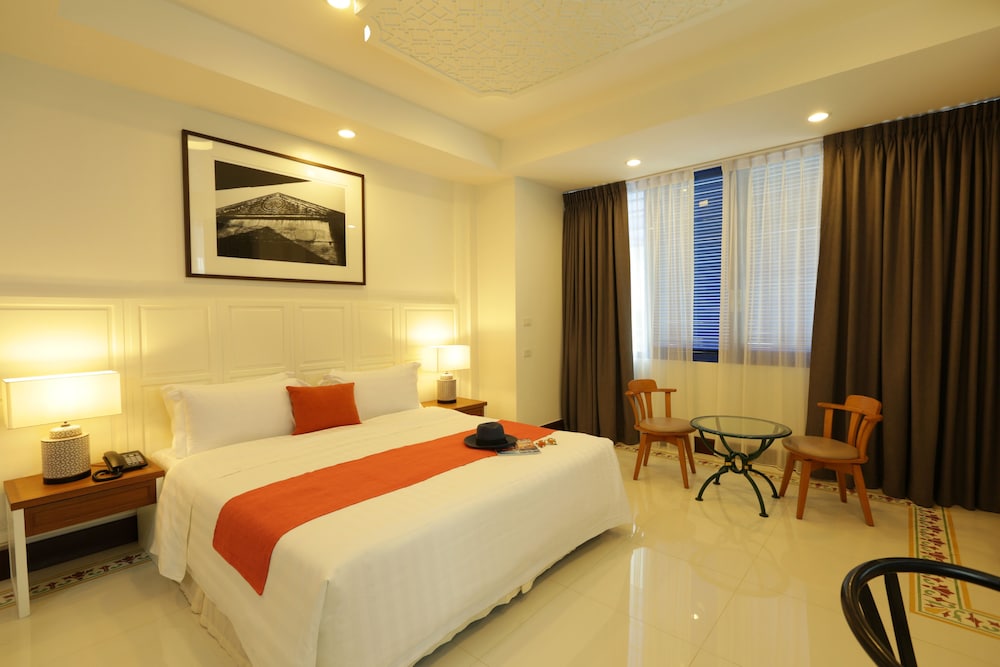 Nandha Hotel 14/71