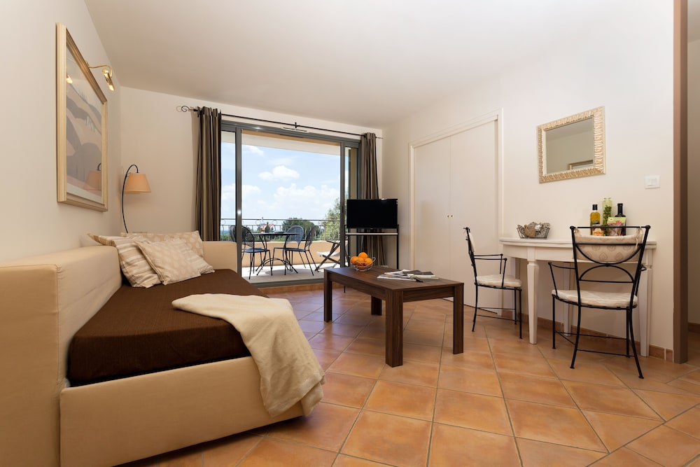 Madame Vacances Residence Provence Country Club 21/50