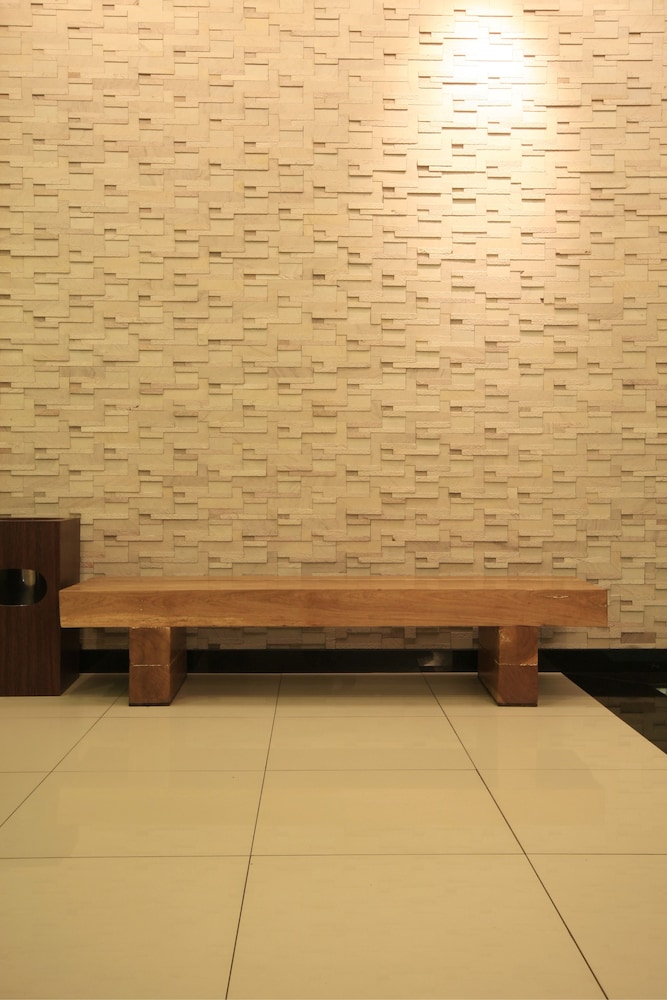 Laemchabang City Hotel 32/50
