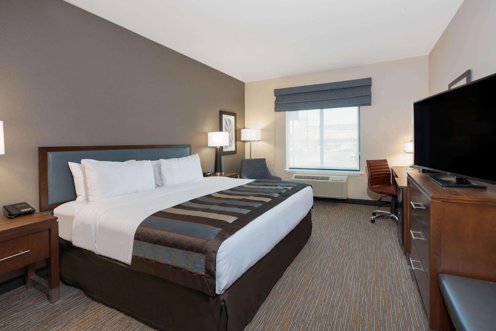 Hampton Inn San Jose Cherry Ave 7/26