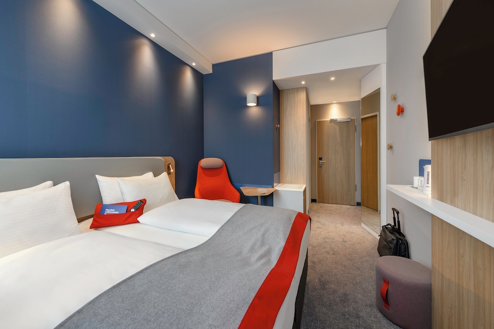 غرفة قياسية بسرير فردي، Holiday Inn Express Regensburg 2/3