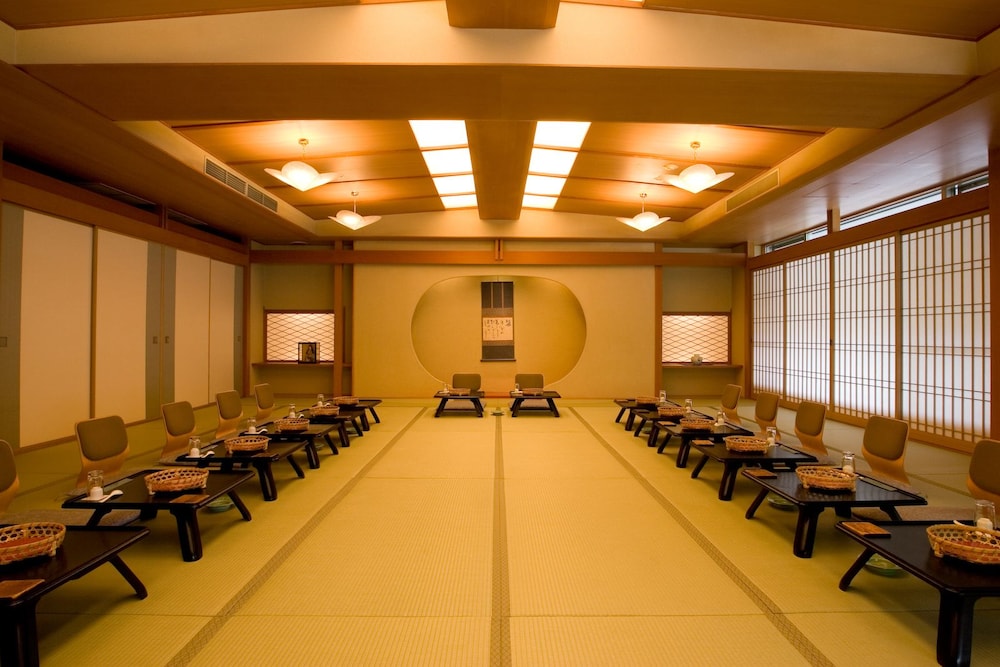 Yumeminoyado Kansyokan (ex Semi Onsen Yumemi no Yado Kanshokan) 37/50