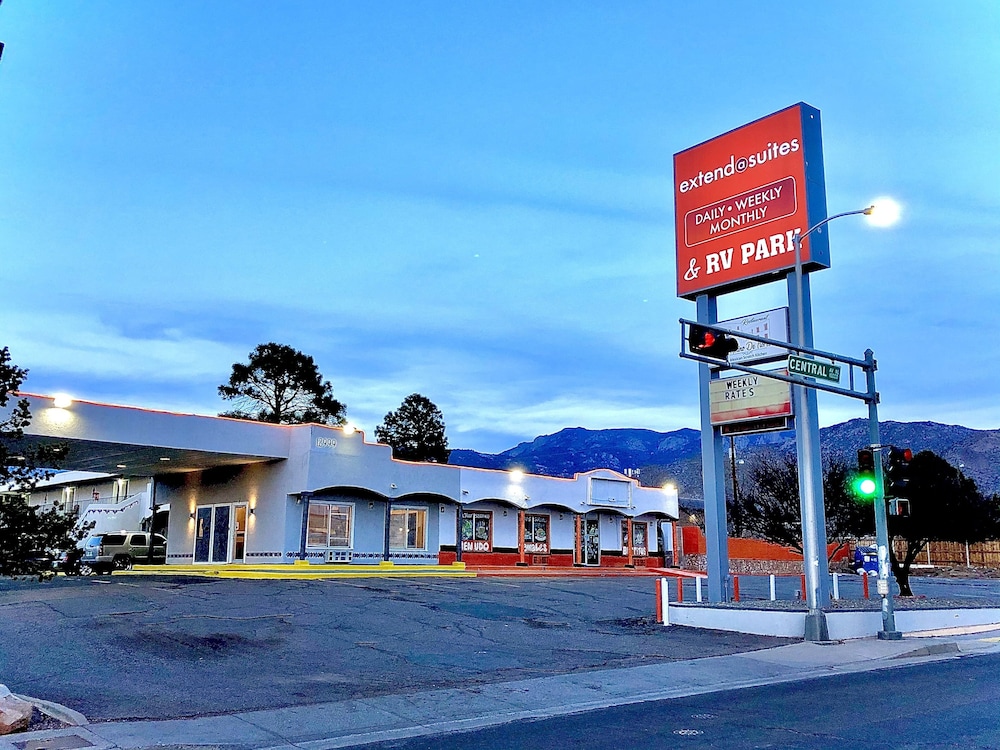 extend a suites and rv park