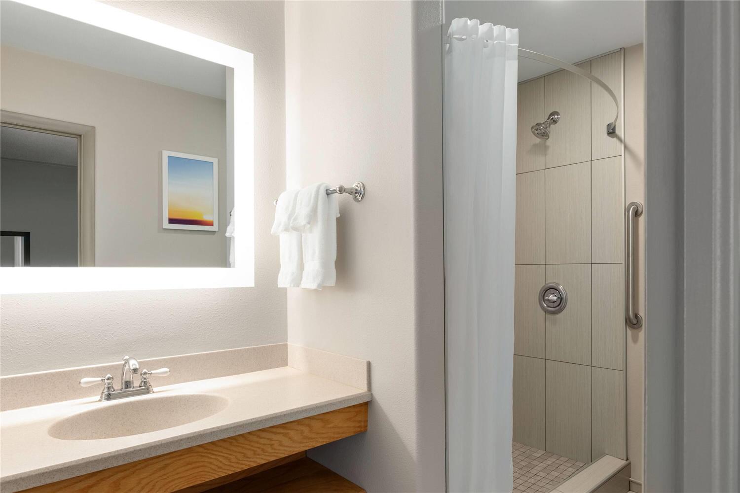 Days Inn by Wyndham Worland 15/16
