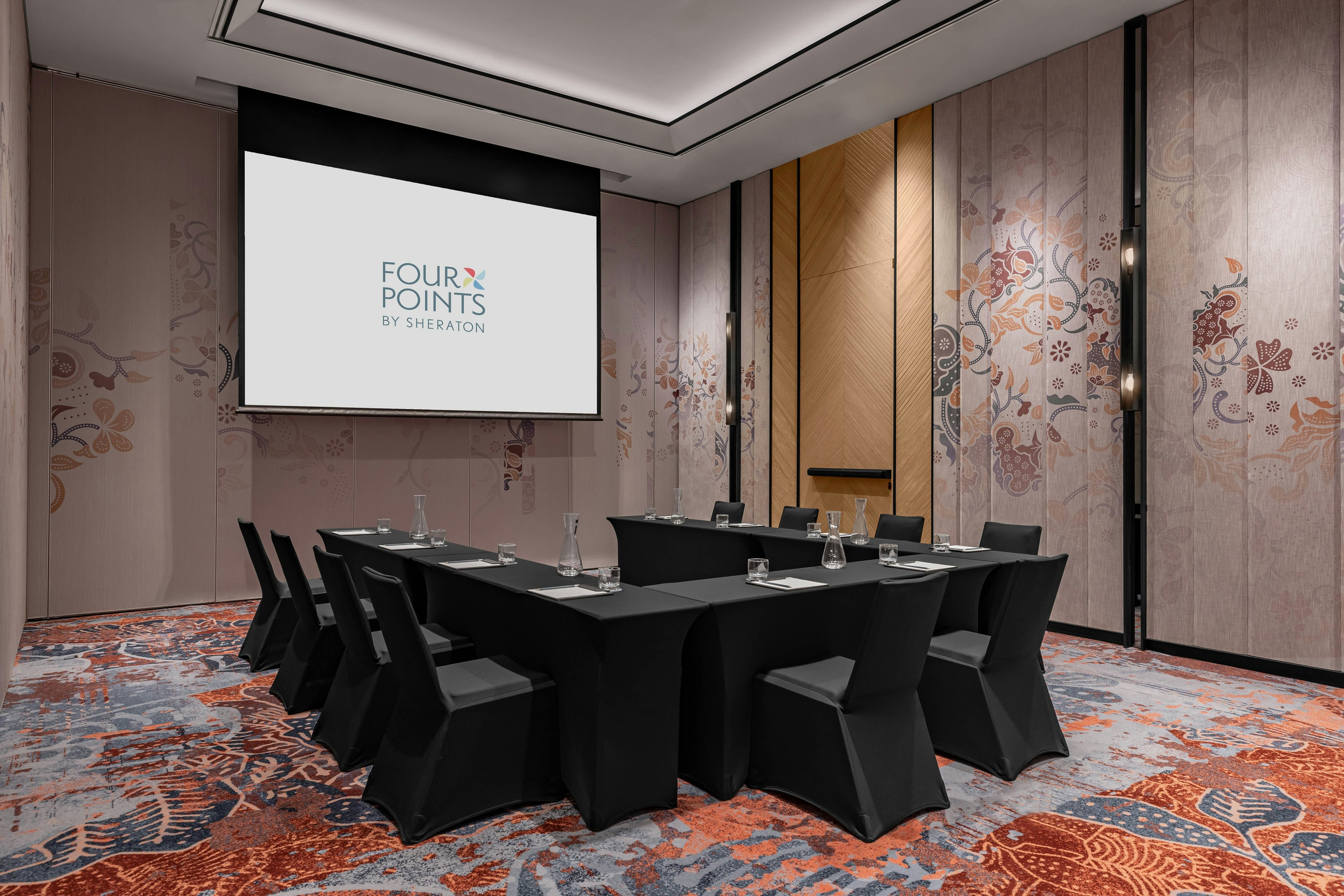 Four Points by Sheraton Phuket Patong Beach Resort 32/44