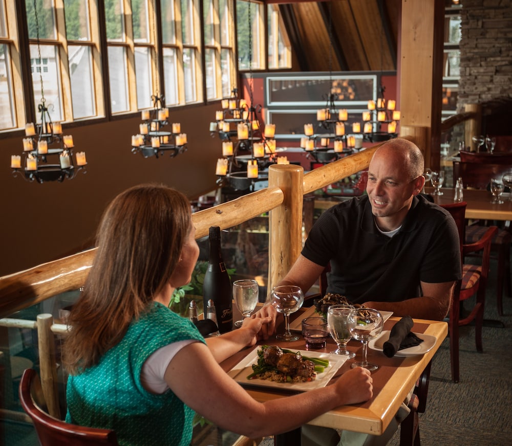 Waterton Lakes Lodge Resort 35/50