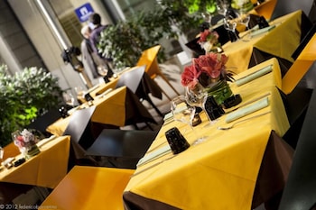 Arli Hotel Business And Wellness 38/41