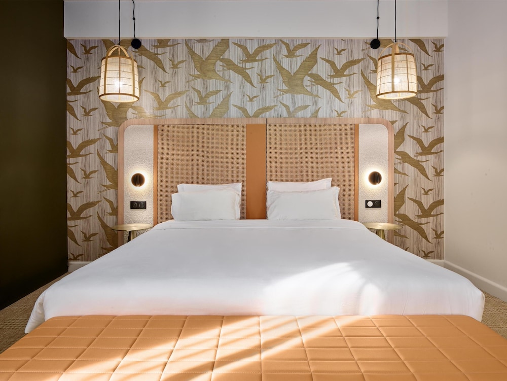 KYRIAD PRESTIGE CLERMONT FERRAND 18/76