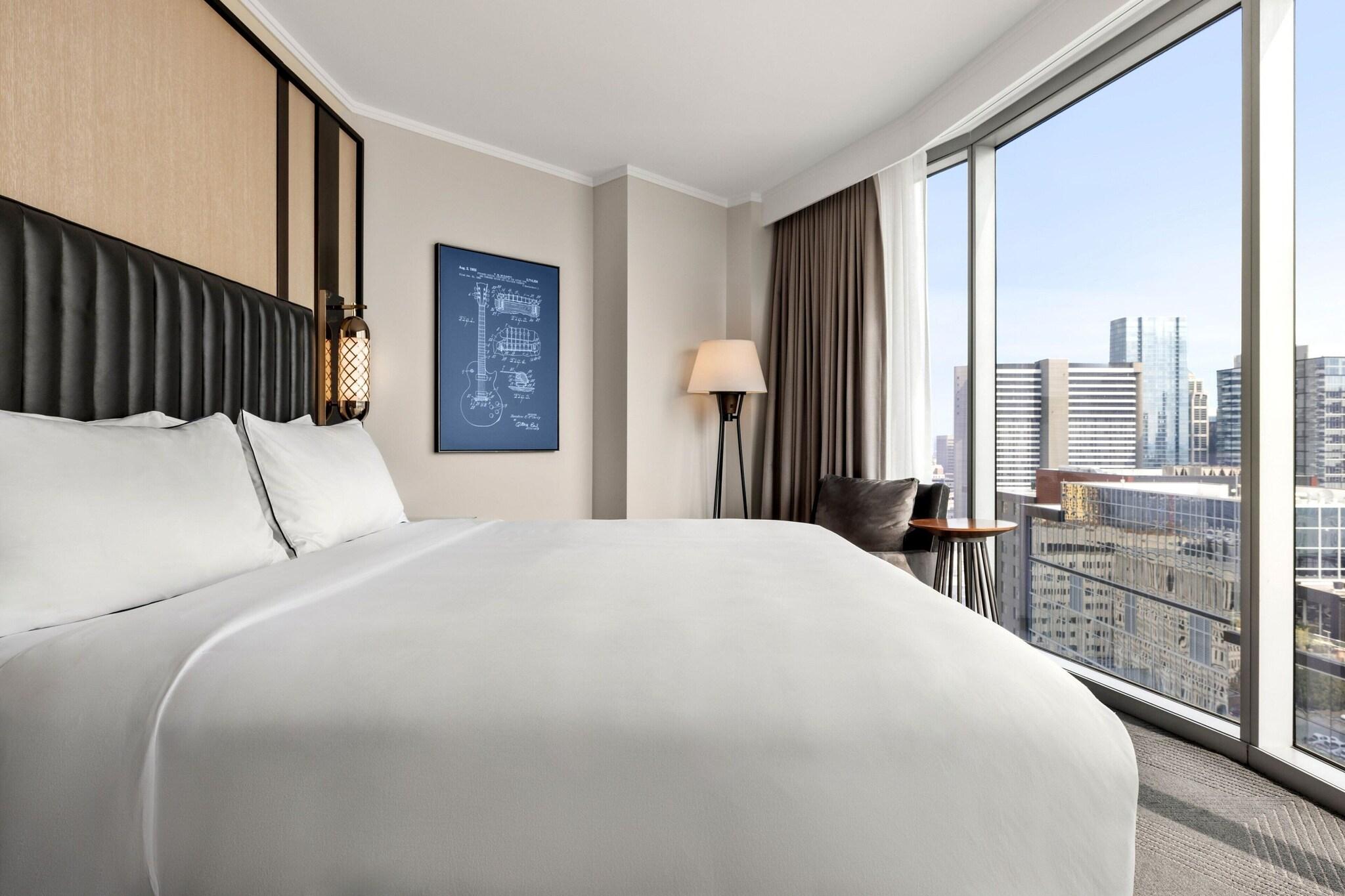 Deluxe, Double Bed