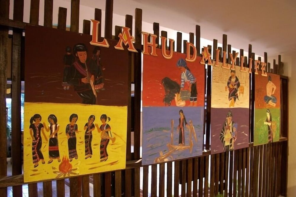 Phumanee Home Hotel 11/19