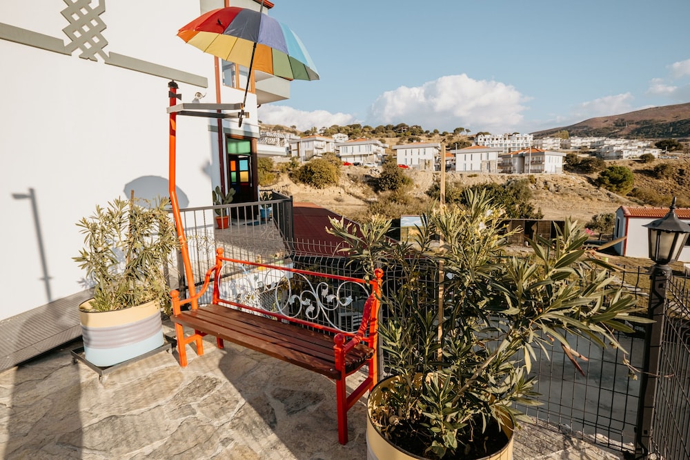 Azra Apart Otel 47/50