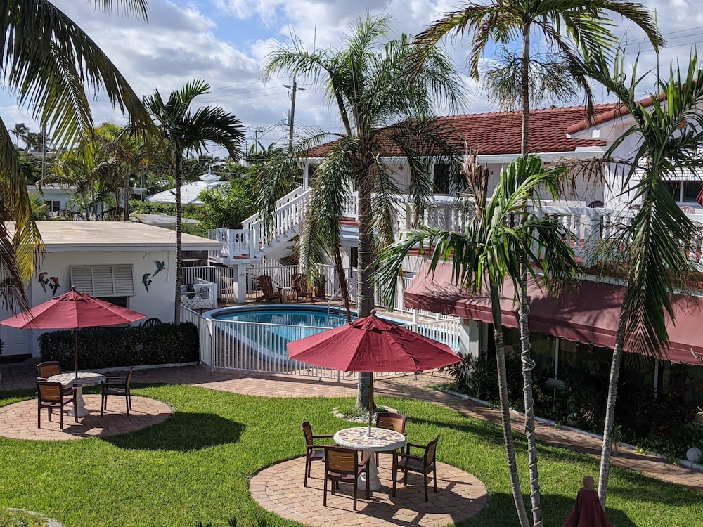Breakaway Inn 53/68