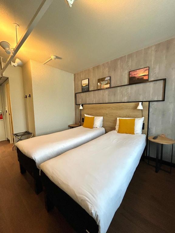 غرفة بسريرين منفصلين مع سرير إضافي، Ibis St Malo La Madeleine 5/10