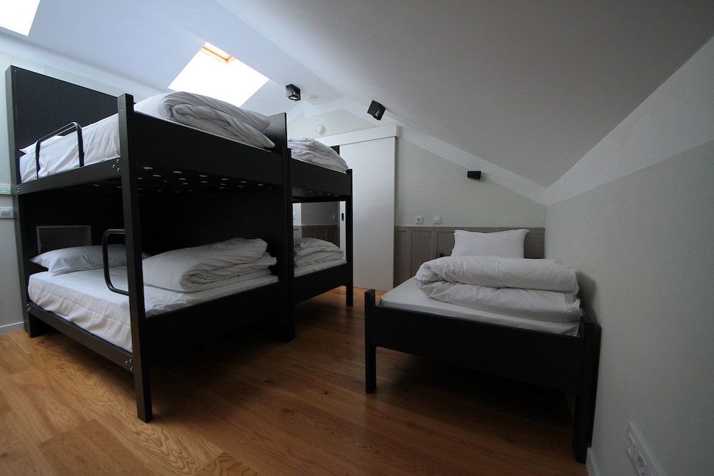 Hostel Complutum 11/36