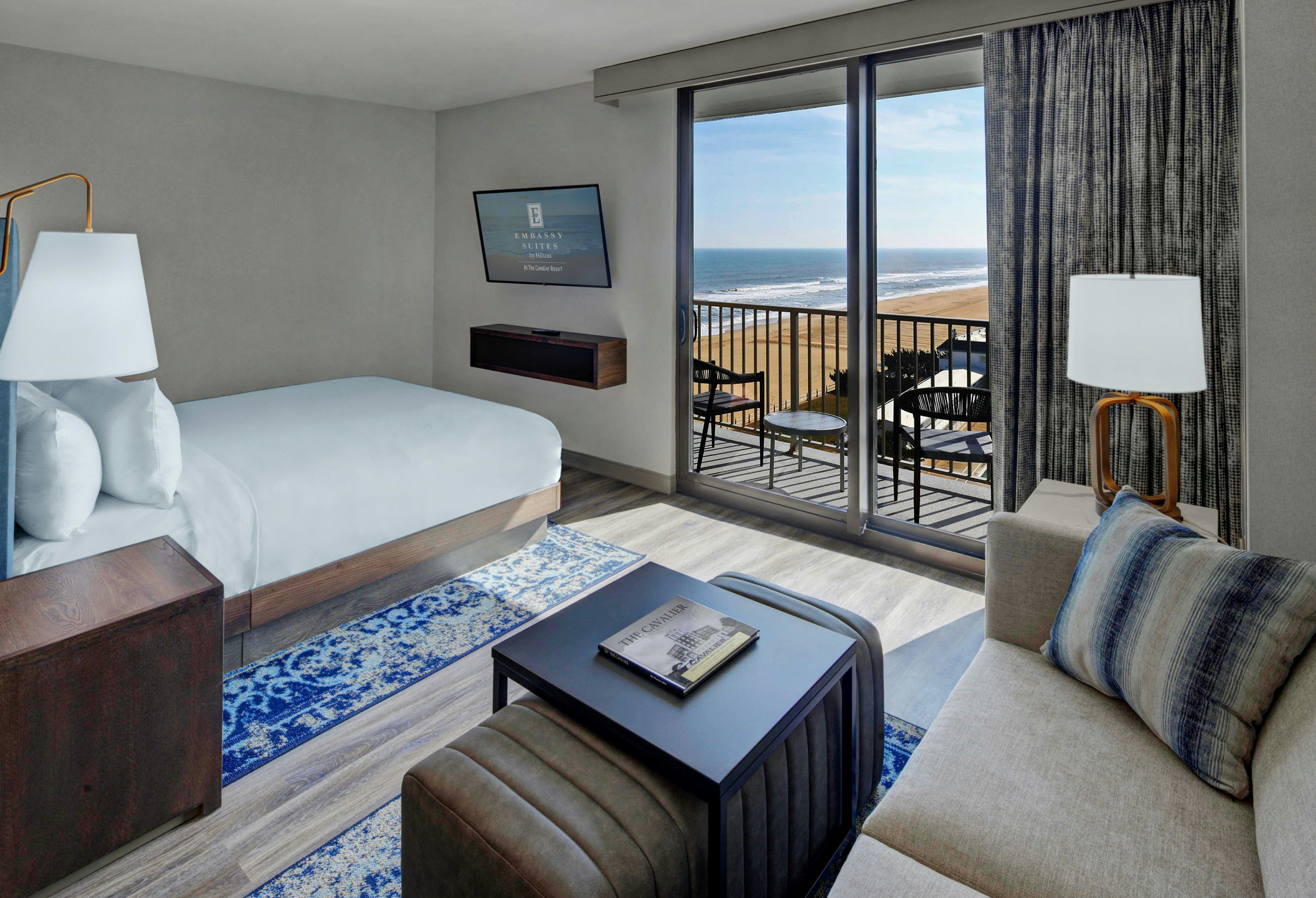 1 BEDROOM, SUITE, KING BED