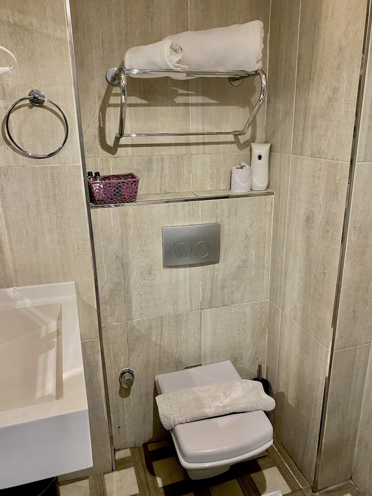 Taksim Nacre Residence 43/48