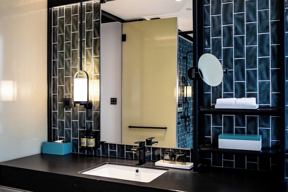 Artyzen Habitat Hengqin Zhuhai 58/61