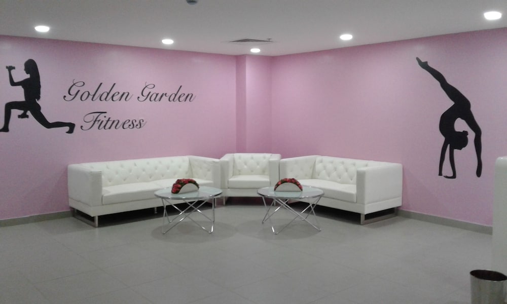 Golden Garden Al Corniche 16/50