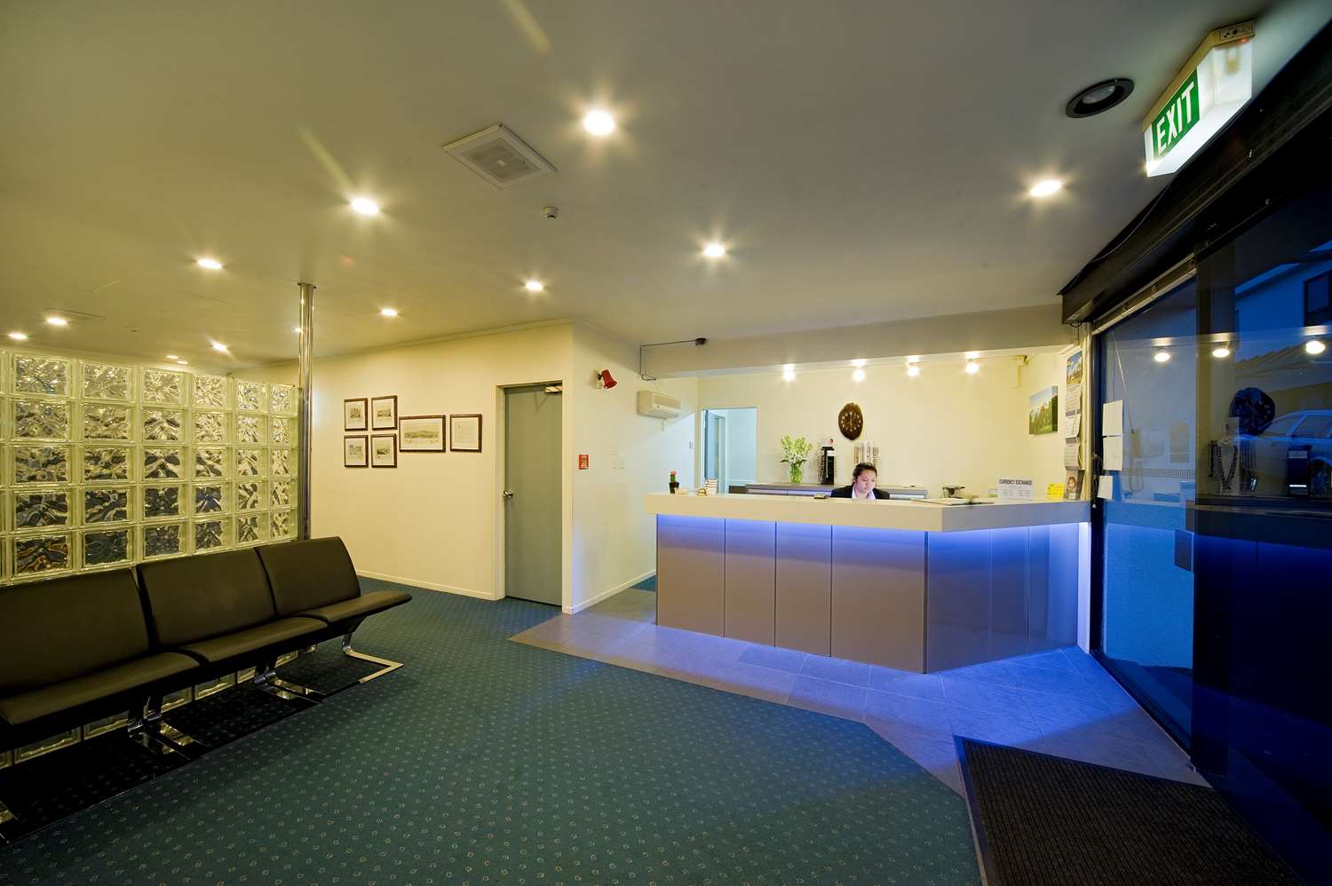 Best Western Ellerslie International 3/13