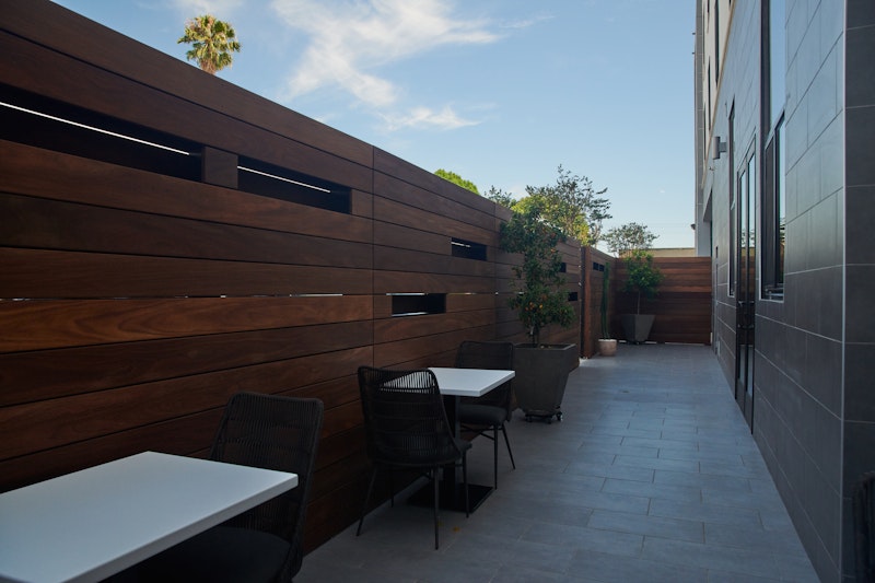 Hampton Inn and Suites Los Angeles /Sherman Oaks (ex Hampton Suites LAX Van Nuys) 10/29