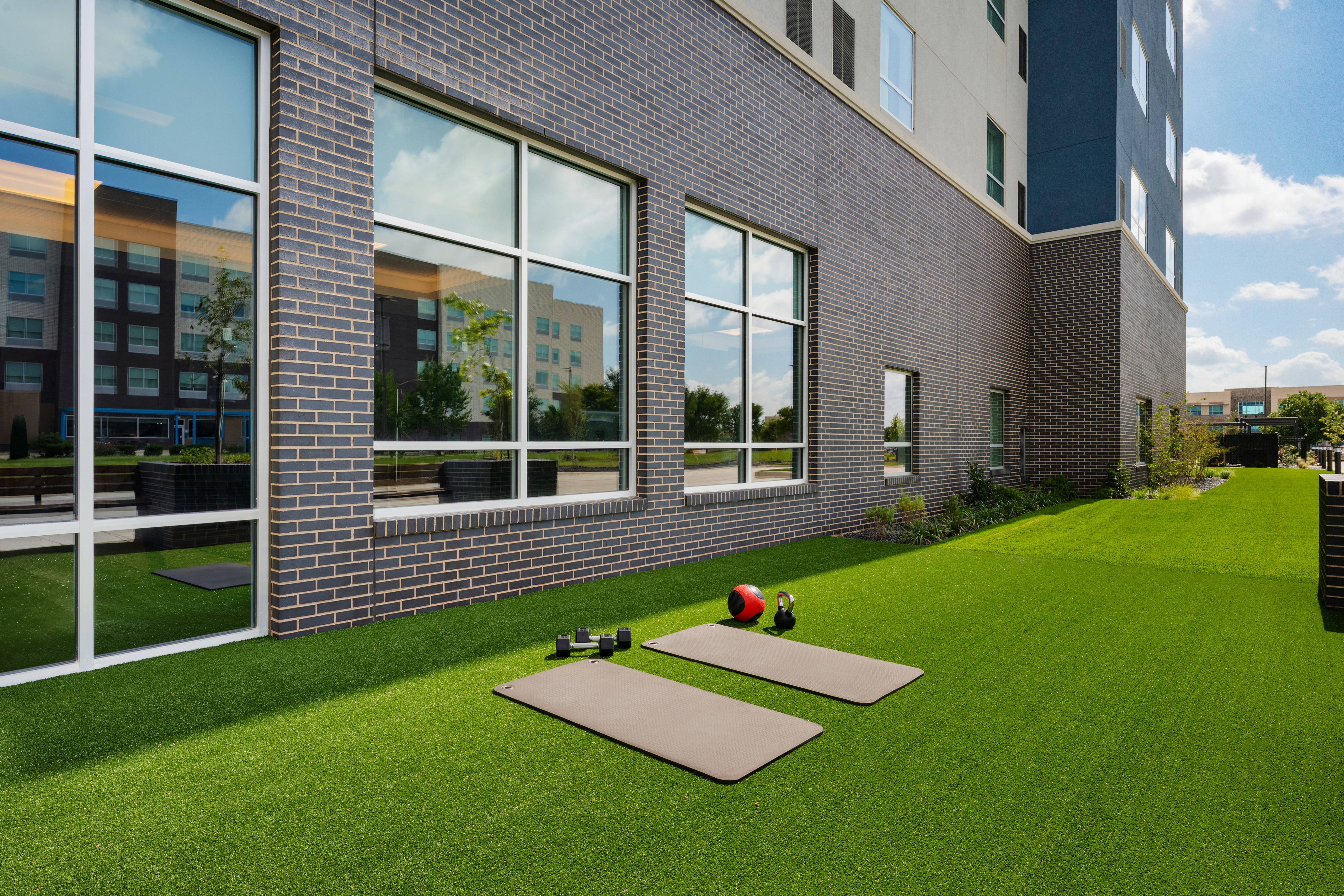 Homewood Suites by Hilton Coppell DFW Airport North 38/39
