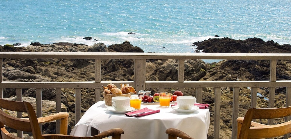 Hotel de L Ocean vue Mer 32/47