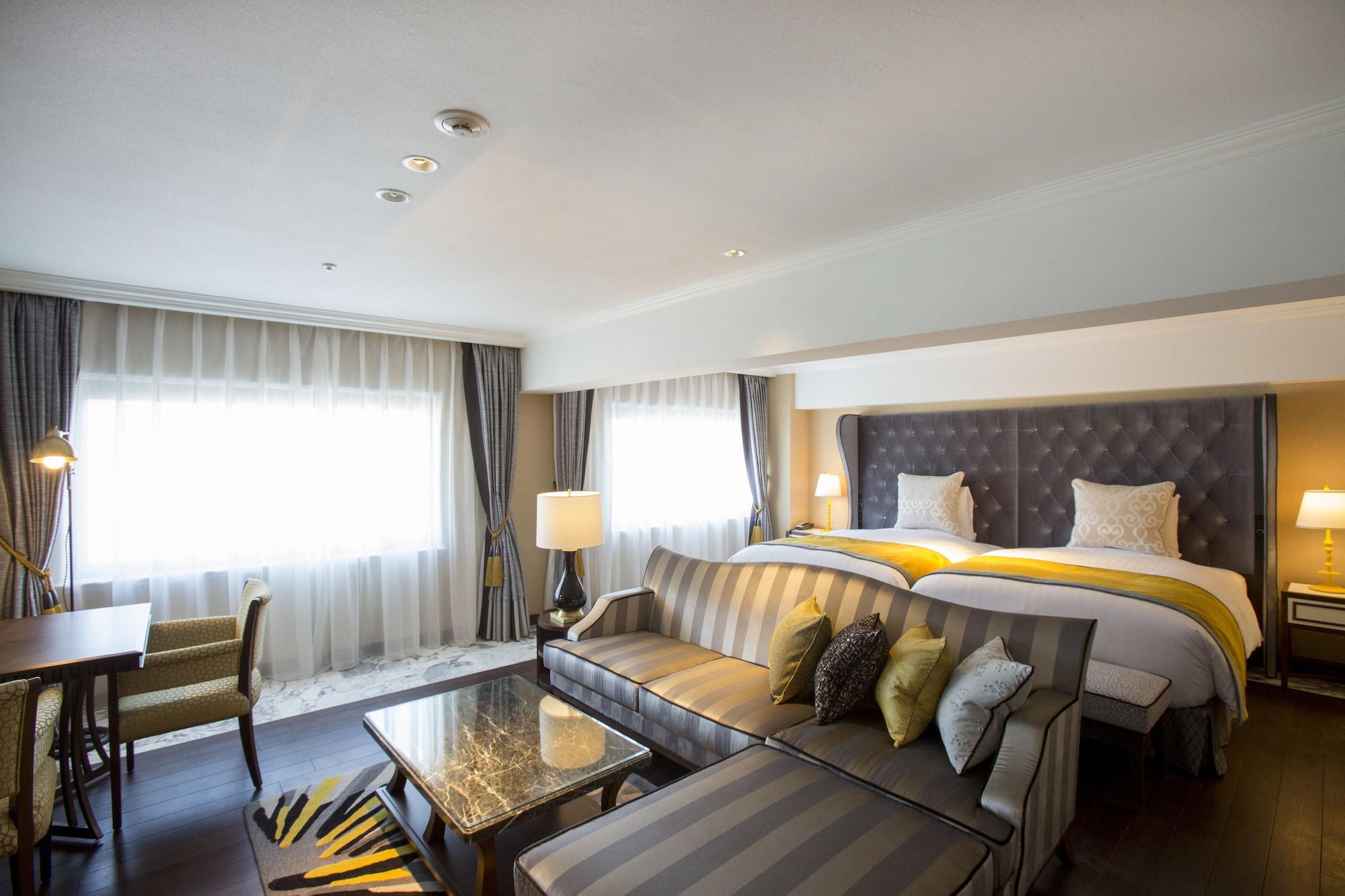 Modern Suite Non Smoking
