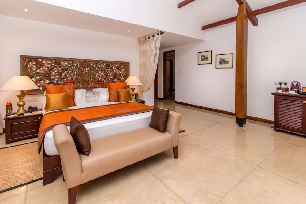 Sky, Upper, Suite, Villa, 1 King and 1 Single Beds, Ocean View