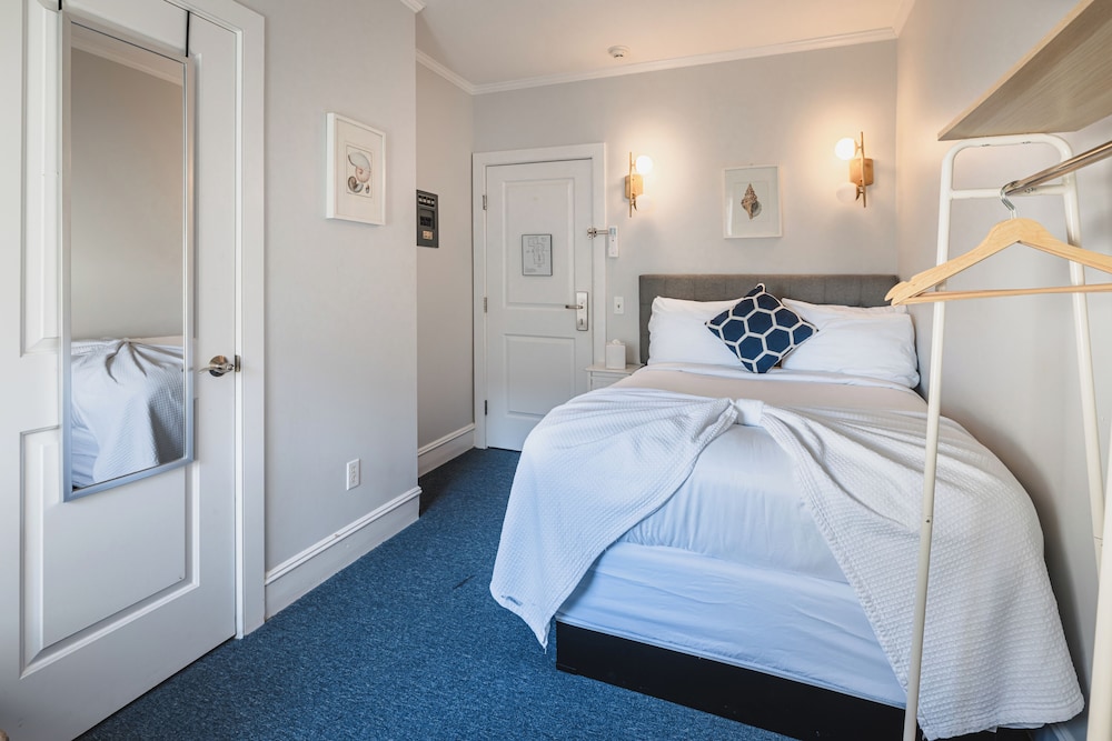The Grand Victorian Hotel 13/43