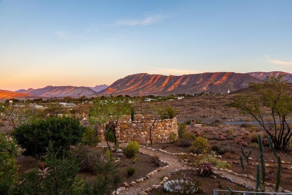 Karoo View Cottages 35/50