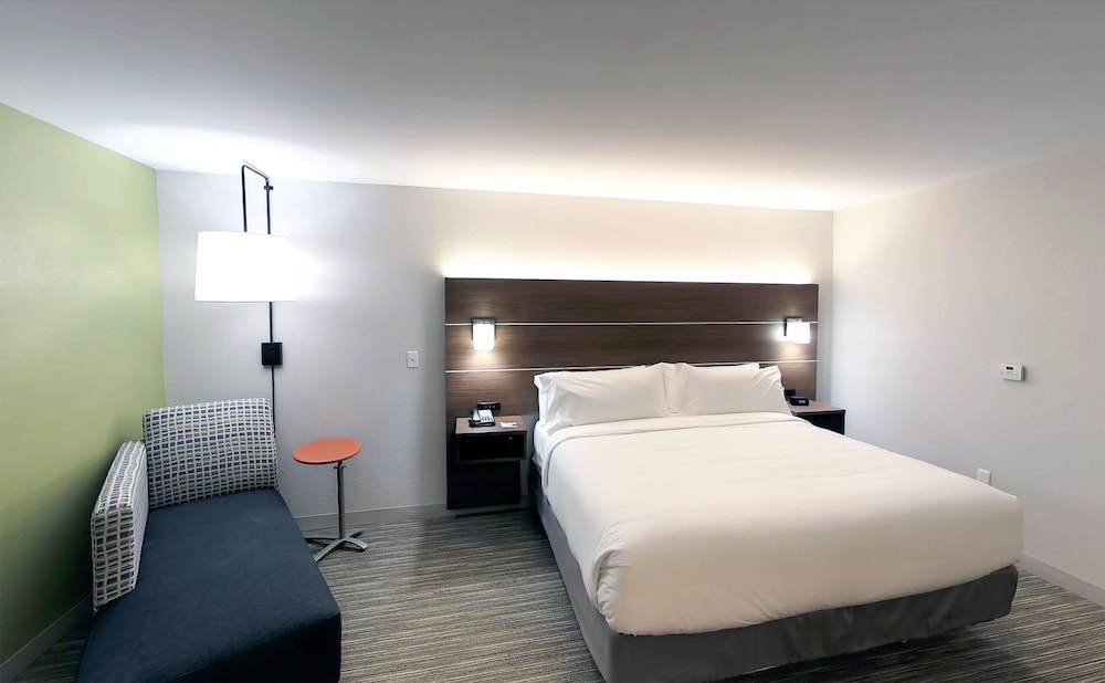 Holiday Inn Express And Suites Detroit Northwest Livonia 14/41