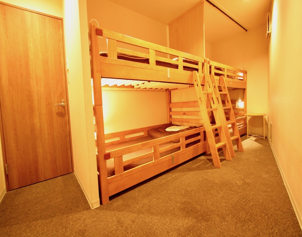 Osaka Guesthouse Nest 33/68