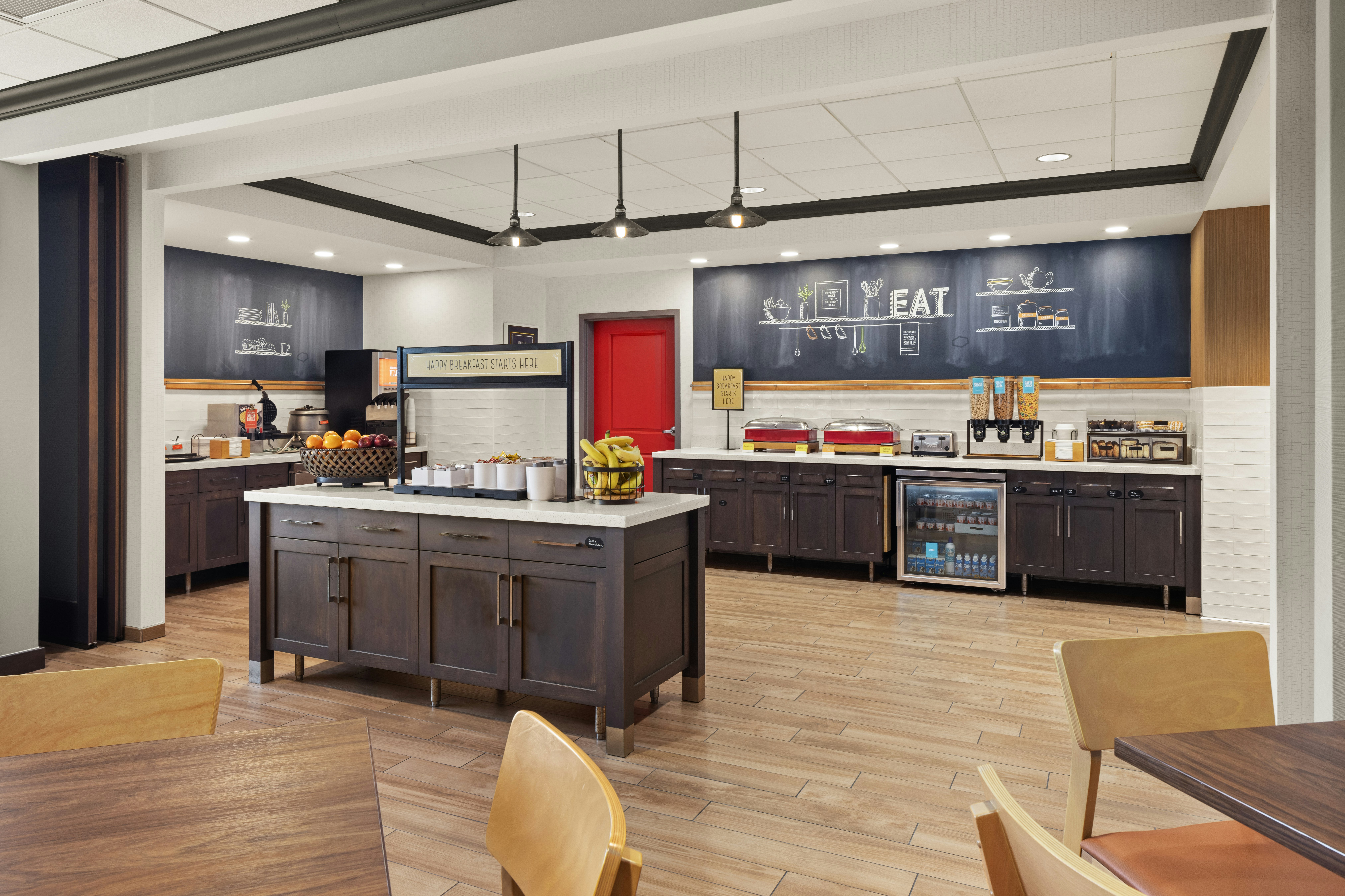 Hampton Inn Minneapolis Roseville 32/42