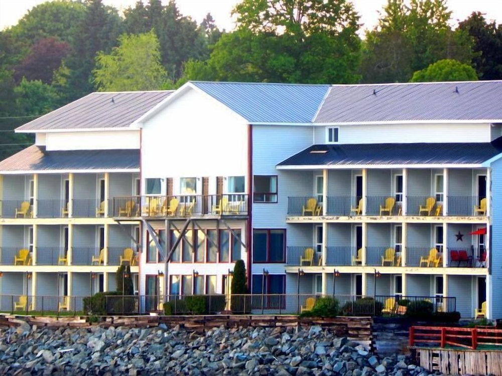 Saint Andrews Inn and Suites 1/34