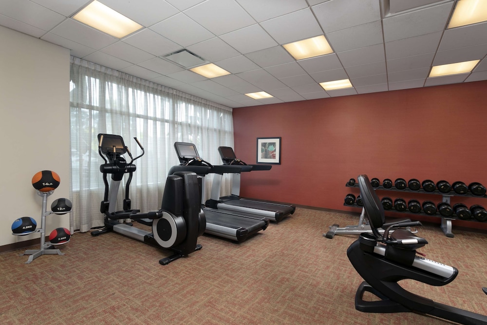 Hyatt Place Bayamon 37/65