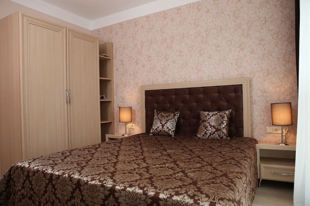 Harmony Suites 2 3 28/65