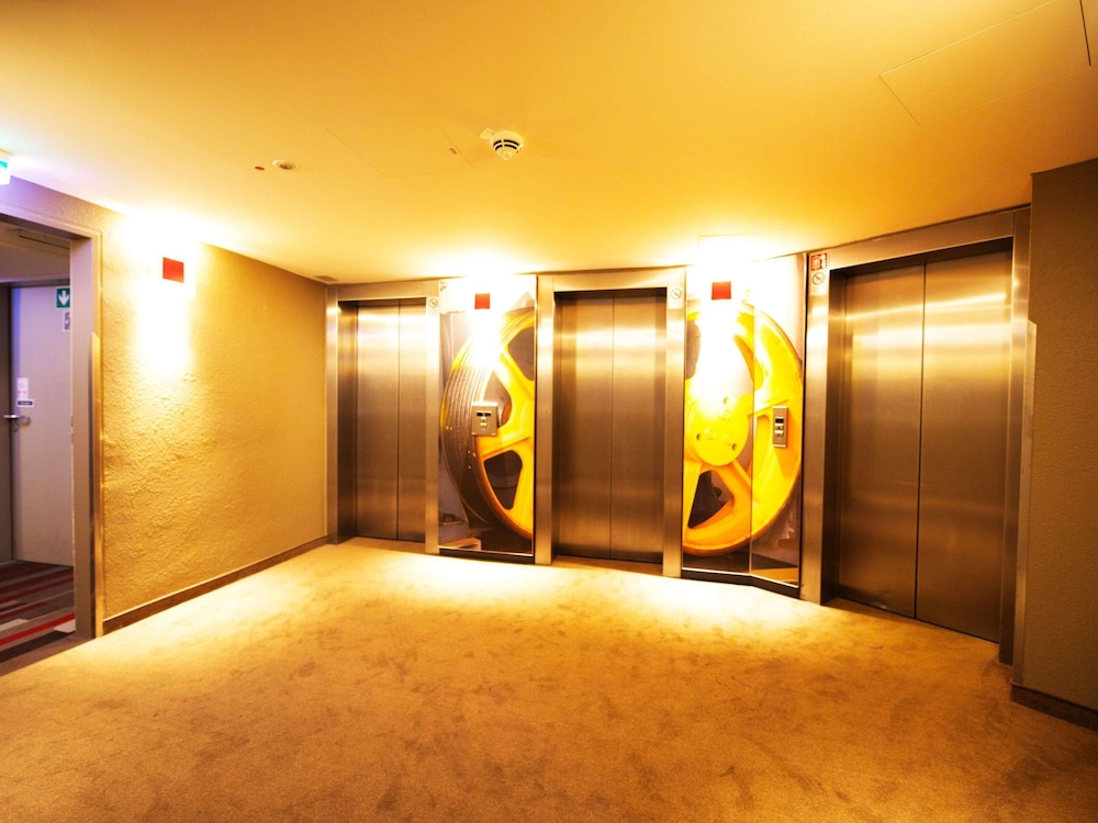 Ibis Hotel Koln Centrum 62/68