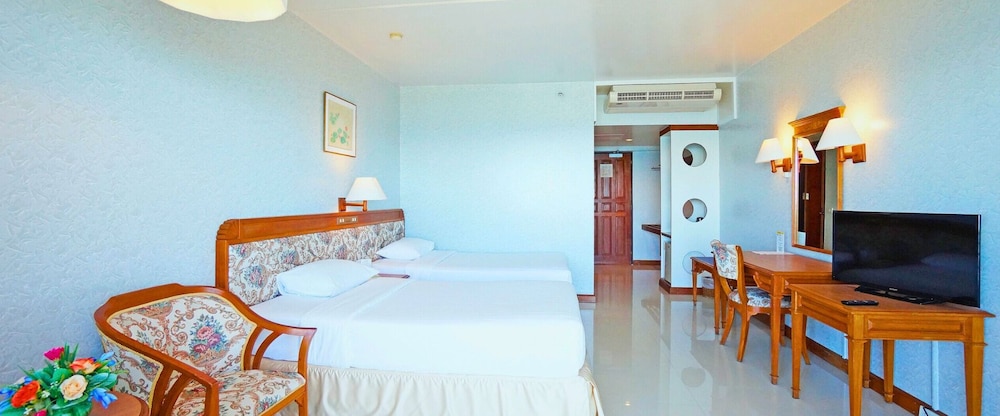 Deluxe, Twin Beds, Ocean View, Tower Wing