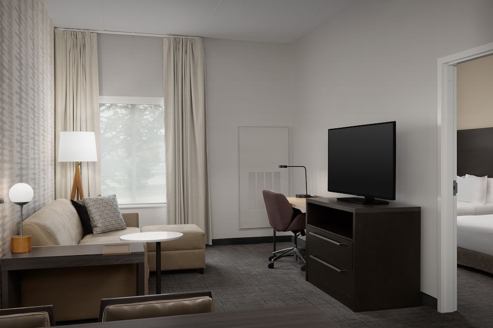 Residence Inn By Marriott Kenwood 48/49