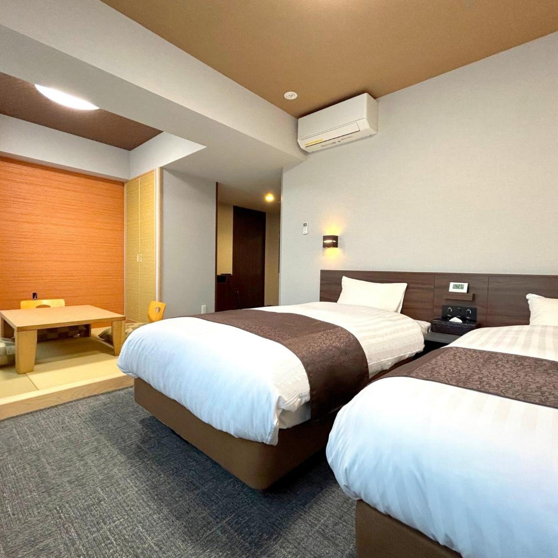 Hanazono Natural Hot Springs Hana Hotel Hanazono Inter 49/50