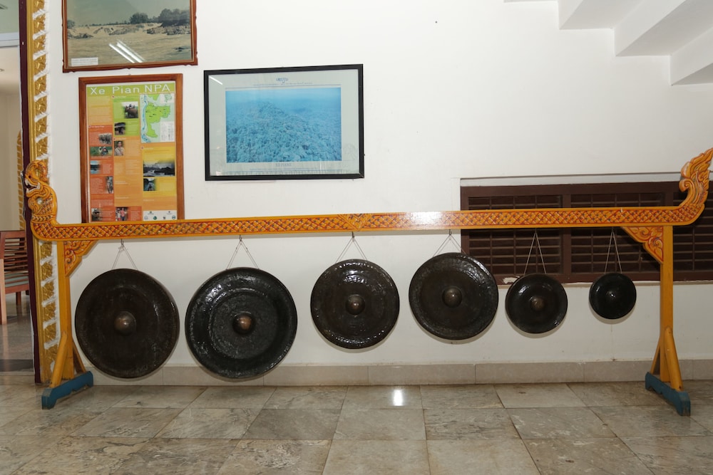 Champasak Palace Hotel 32/65