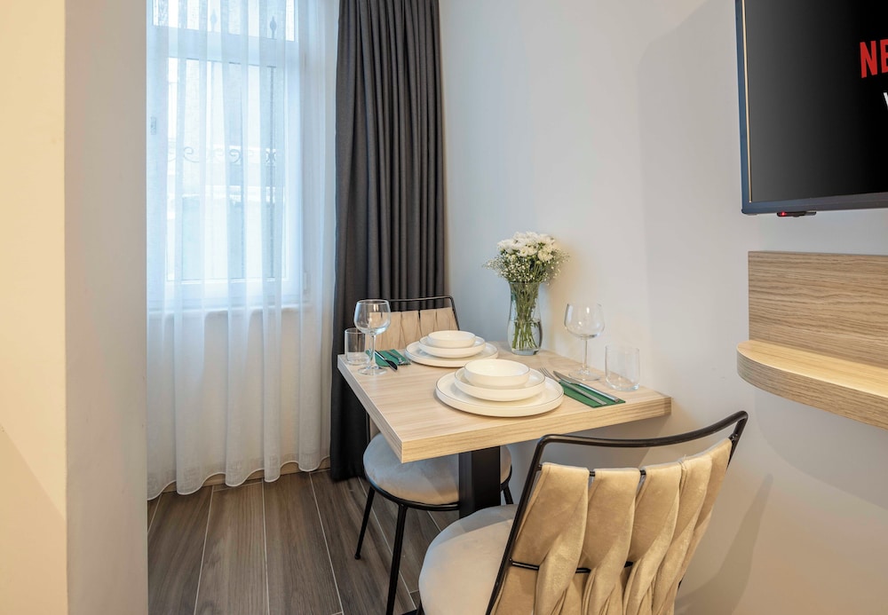The Capri Hotel Osmanbey 52/60