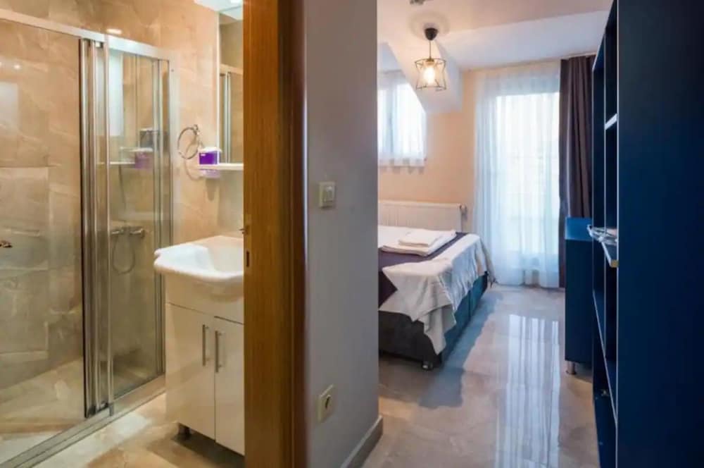 Mini Suite Otel 48/50