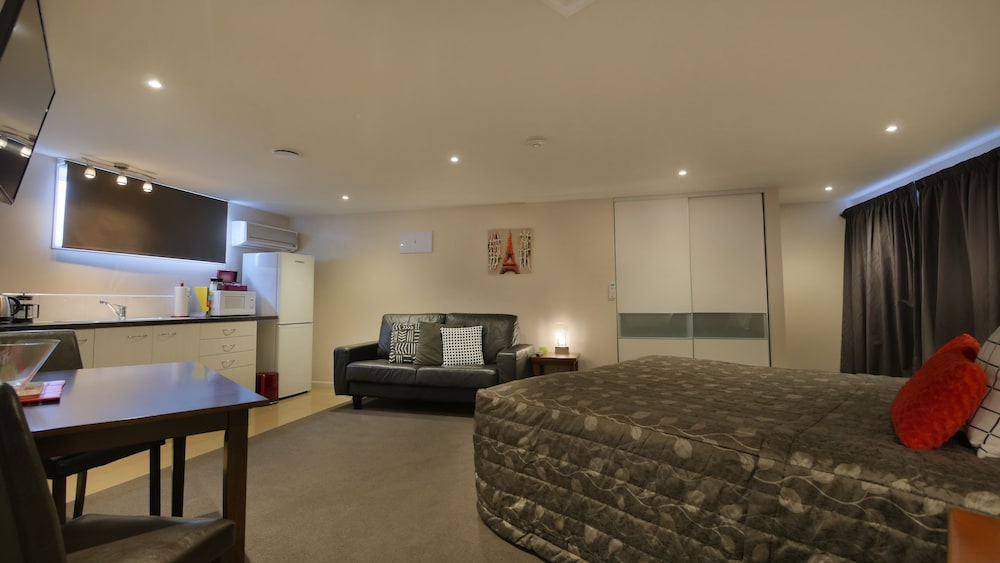 Cashel Court Motel 16/31