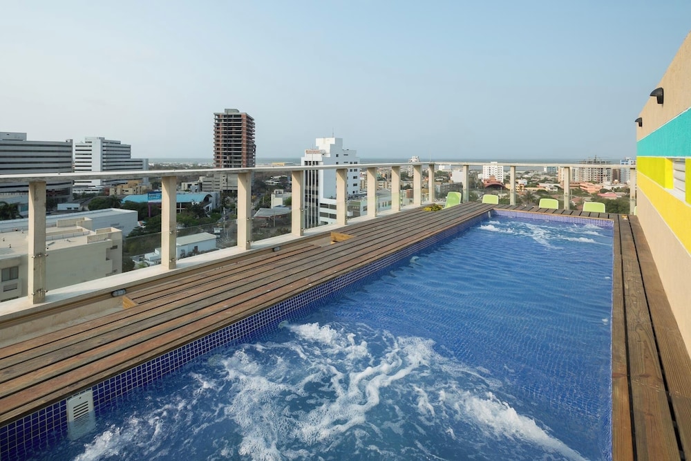 Hotel bh Barranquilla 59/64